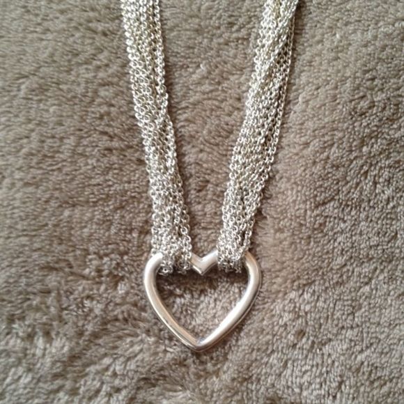 🎈3/$12 Kids Silver heart necklace! - Picture 2 of 3
